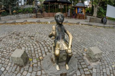 Скульптура Тамада, Тбилиси
